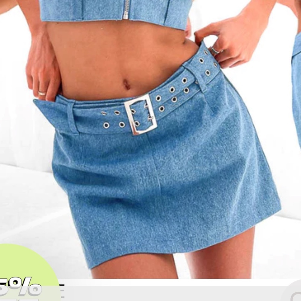 Beginning boutique jordie blue denim mini skirt NWT